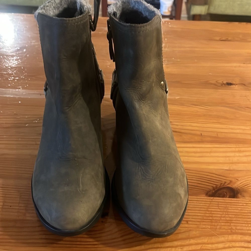 SOREL Lolla Leather Peet moss Ankle Boots Waterproof Block Heels Size 7.5 - Picture 4 of 14